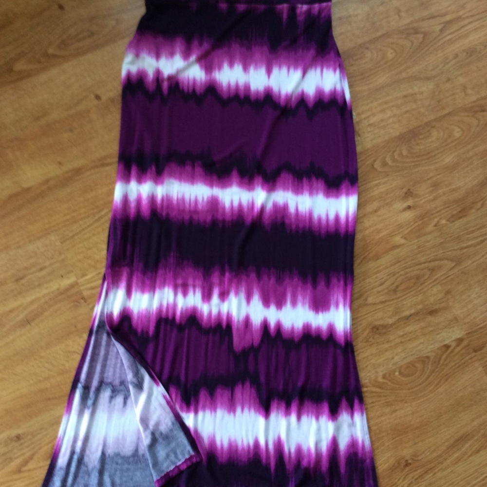 A.n.a maxi skirt purple tie dye sz small